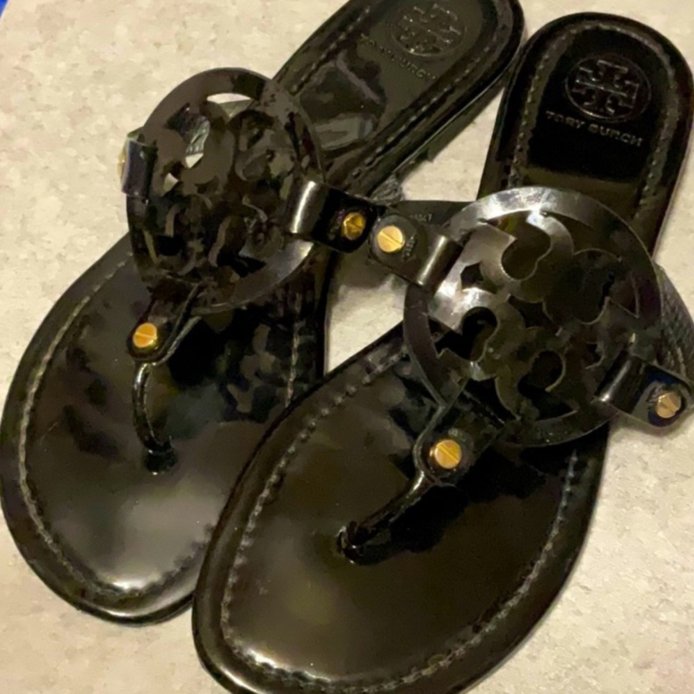 Tory Burch Black Patent Leather Sandal size 10